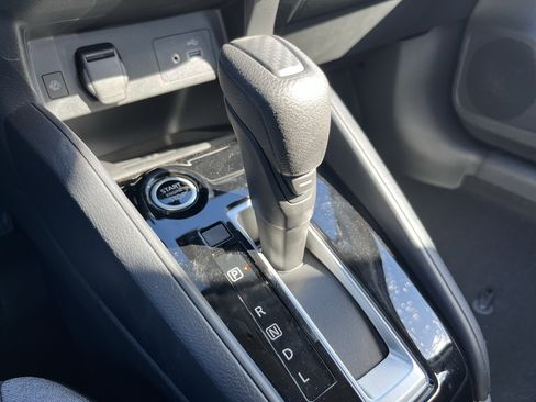 New 2025 Nissan Versa SV w/ Trunk Package image 27