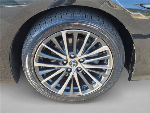 Used 2023 Lexus ES 300h w/ Premium Package FWD image 22