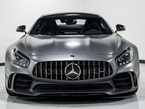 Used 2018 Mercedes-Benz AMG GT R image 8