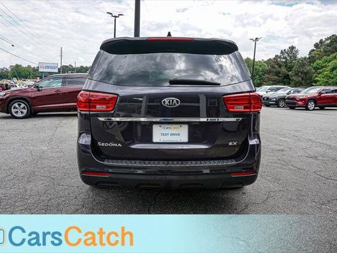 Used 2019 Kia Sedona EX FWD image 14