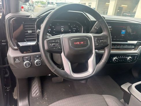 Used 2024 GMC Sierra 1500 Elevation AWD/4WD image 15