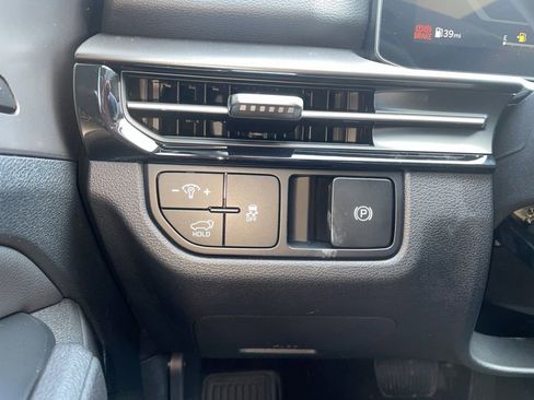 New 2026 Kia Sportage SX image 25