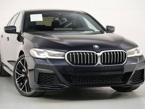 Used 2021 BMW 540i w/ M Sport Package image 4