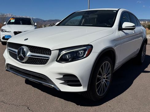 Used 2017 Mercedes-Benz GLC 300 4MATIC Coupe image 3