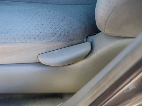 Used 2007 Toyota Prius FWD image 25