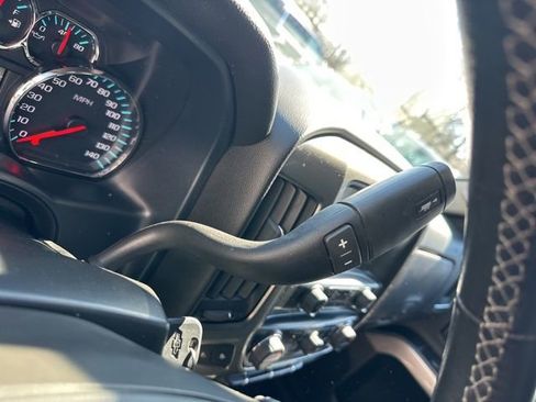 Used 2018 Chevrolet Silverado 1500 LT w/ All Star Edition image 19