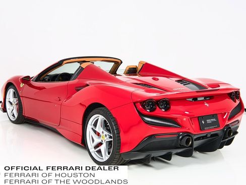 Used 2023 Ferrari F8 Tributo image 2