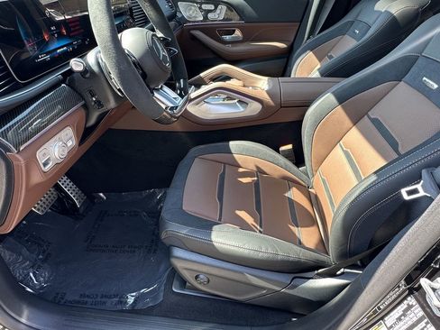 New 2026 Mercedes-Benz GLE 53 AMG 4MATIC Coupe image 10