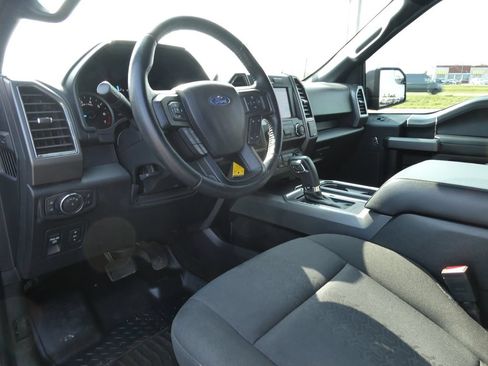 Used 2019 Ford F150 XLT w/ Equipment Group 302A Luxury AWD/4WD image 23