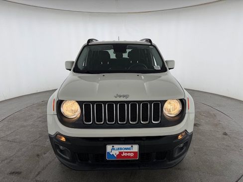 Used 2015 Jeep Renegade Latitude w/ Popular Equipment Group image 2