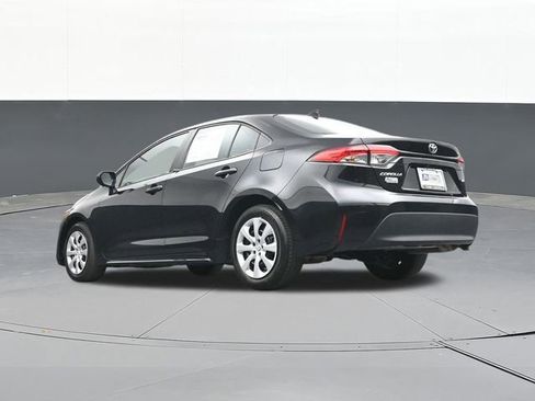Used 2025 Toyota Corolla LE FWD image 46