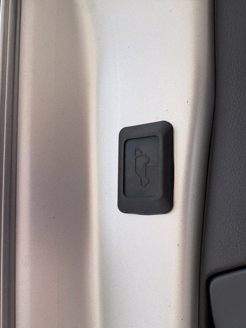 Used 2025 Toyota RAV4 XLE w/ Convenience Package AWD/4WD image 33