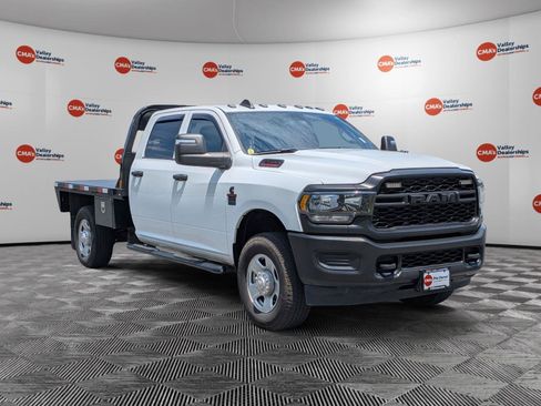 Used 2023 RAM 2500 Tradesman AWD/4WD image 3