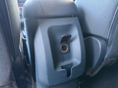 Certified 2022 Ford Maverick XLT image 19