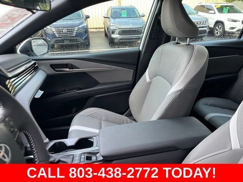 Used 2026 Toyota Camry SE FWD image 10