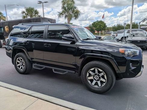 Used 2023 Toyota 4Runner TRD Off-Road Premium w/ Moonroof Package AWD/4WD image 1