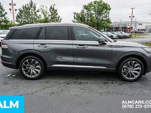 Used 2025 Lincoln Aviator Reserve w/ Illumination Package AWD/4WD image 9