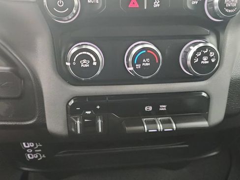 Used 2024 RAM 3500 Big Horn AWD/4WD image 50