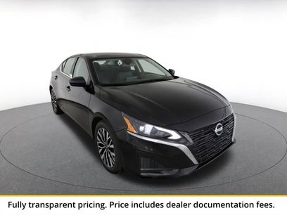 Used 2025 Nissan Altima 2.5 SV