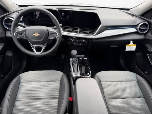 New 2026 Chevrolet Trax LT FWD image 10