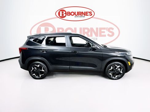 Used 2025 Kia Seltos S AWD/4WD image 11