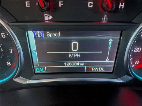 Used 2018 Chevrolet Malibu LT FWD image 12