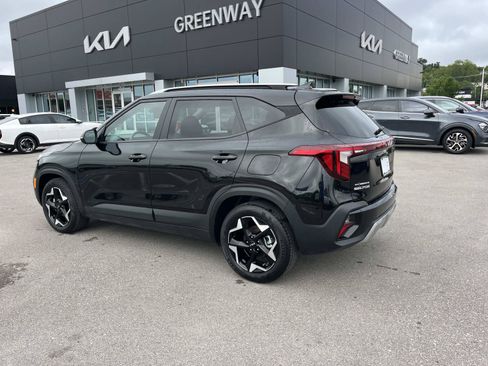 Used 2025 Kia Seltos S FWD image 6