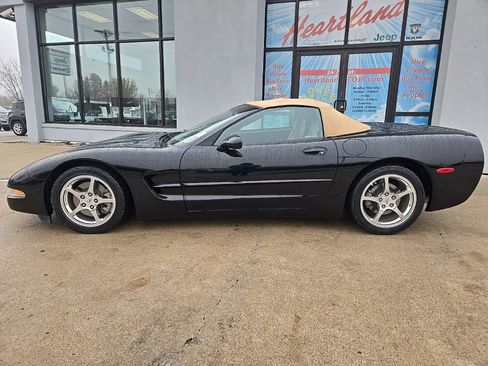 Used 2003 Chevrolet Corvette Convertible w/ Preferred Equipment Group1 image 5
