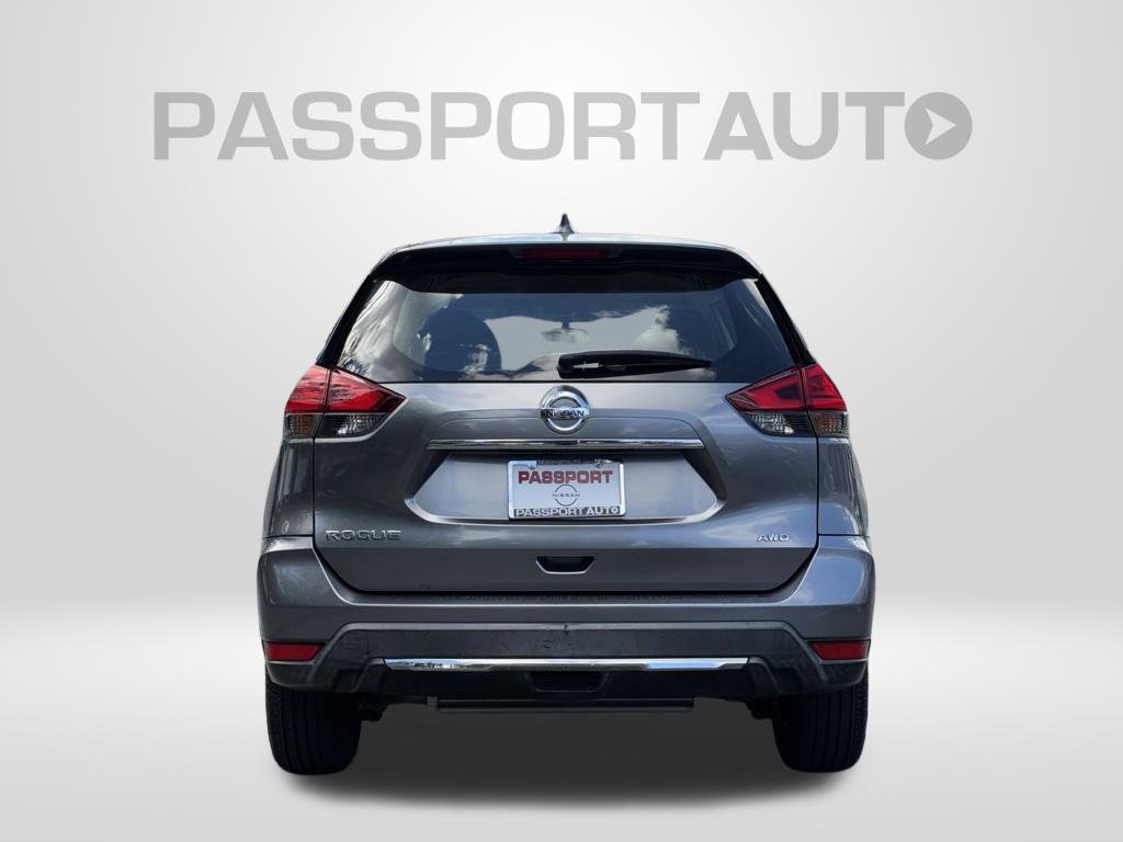 Used 2017 Nissan Rogue S AWD/4WD image 6