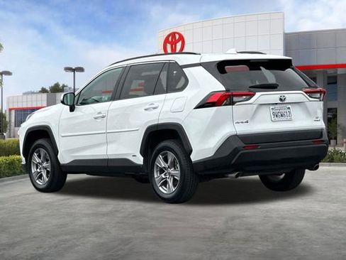 Certified 2023 Toyota RAV4 LE AWD/4WD image 7