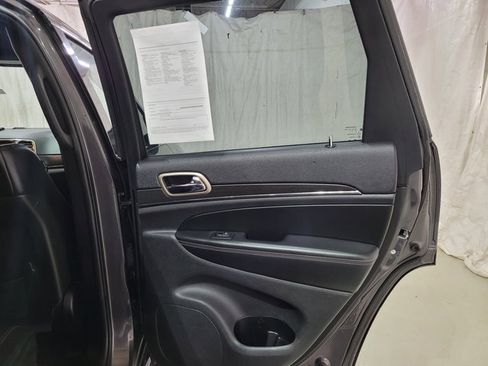 Used 2016 Jeep Grand Cherokee Limited image 59