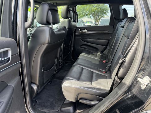 Used 2018 Jeep Grand Cherokee Limited AWD/4WD image 23