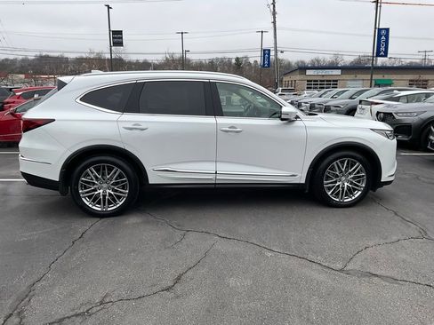 Used 2022 Acura MDX SH-AWD w/ Advance Package image 7
