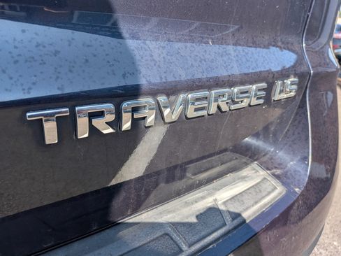 Used 2015 Chevrolet Traverse LS FWD image 13