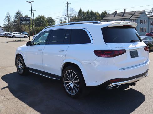 Used 2024 Mercedes-Benz GLS 450 4MATIC w/ AMG Line Exterior image 7