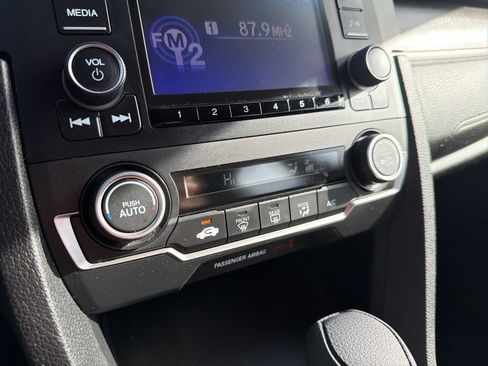 Certified 2020 Honda Civic LX image 30