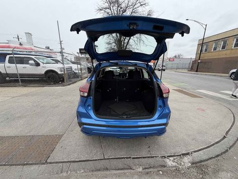 Used 2022 Nissan Kicks S FWD image 19