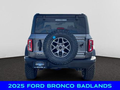 New 2025 Ford Bronco Badlands w/ Black Appearance Package image 4