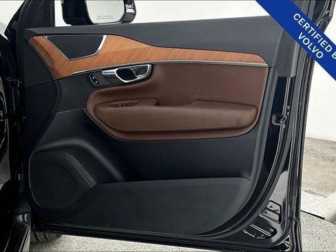 Certified 2023 Volvo XC90 T8 Plus image 25
