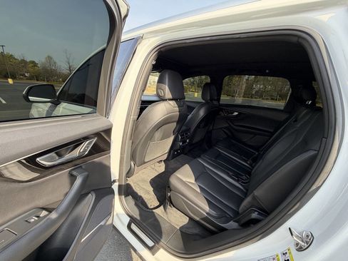 Used 2019 Audi Q7 3.0T Premium Plus w/ Premium Plus Package image 13