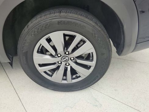 Used 2025 Nissan Pathfinder SV image 28