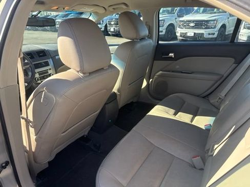 Used 2010 Ford Fusion SEL FWD image 22