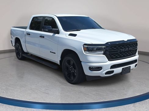 Used 2024 RAM 1500 Big Horn AWD/4WD image 3