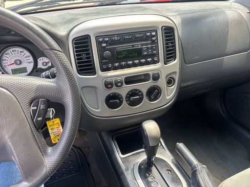 Used 2007 Ford Escape XLT FWD image 10