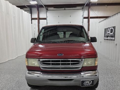 Used 2001 Ford E-350 and Econoline 350 Super Duty image 3