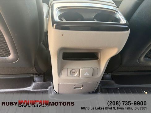 Used 2020 Kia Sedona SX FWD image 26