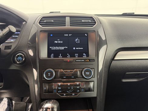 Used 2019 Ford Explorer XLT w/ Equipment Group 201A image 20