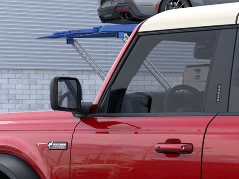 New 2026 Ford Bronco Outer Banks w/ Sasquatch Package AWD/4WD image 45