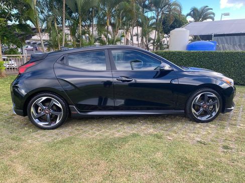 Used 2019 Hyundai Veloster Turbo FWD image 8
