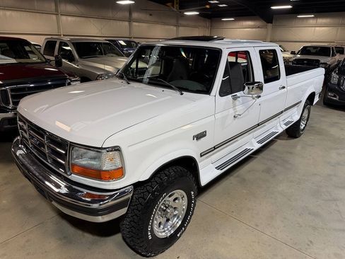 Used 1997 Ford F350 4x4 Crew Cab image 3